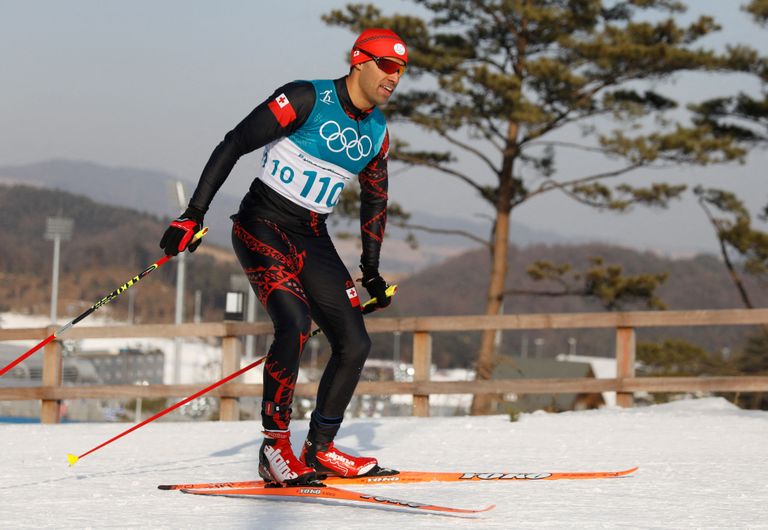 Tonga sportlane Pita Taufatofua võistlemas 2018. aasta Pyeongchangi taliolümpial meeste 15 kilomeetri vabastiilis murdmaasuusatamises