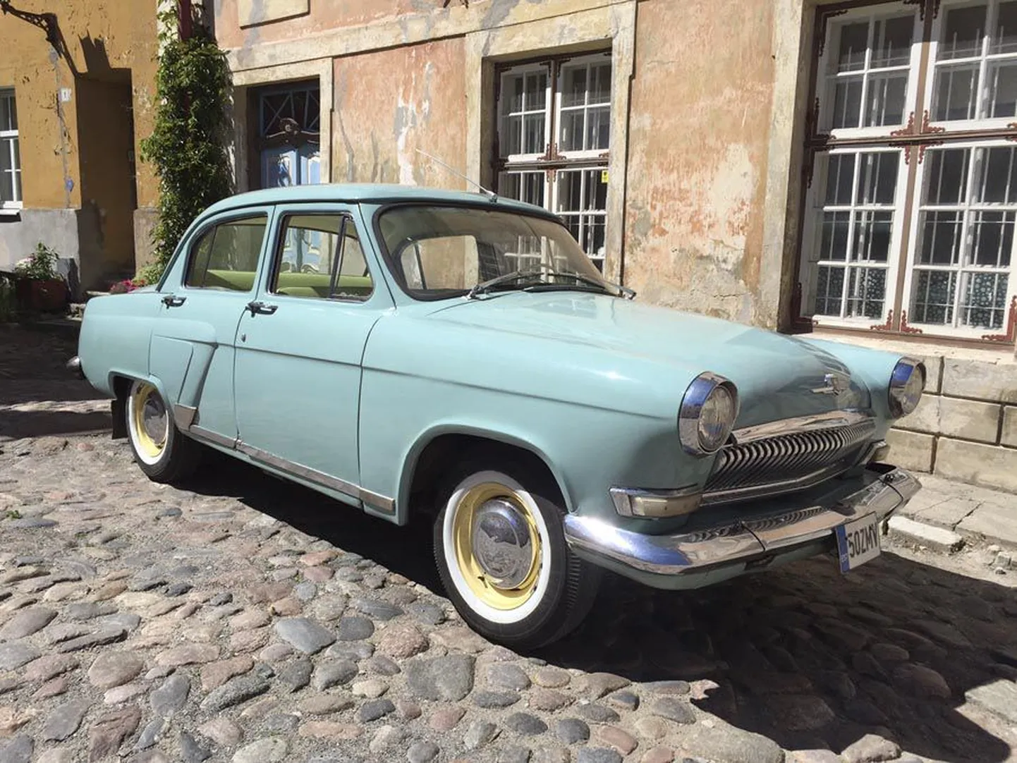 Autohuvilise Hendrik Aguri lemmik on roheline Volga GAZ-21.