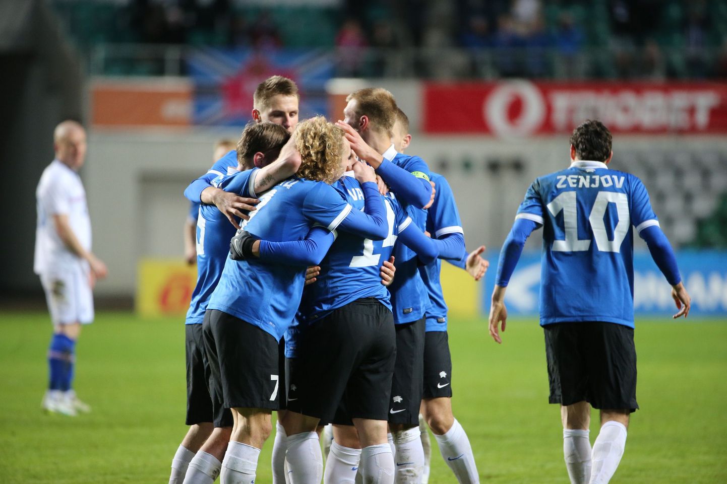 Сборная Эстонии в последнем матче против Исландии (1:1).