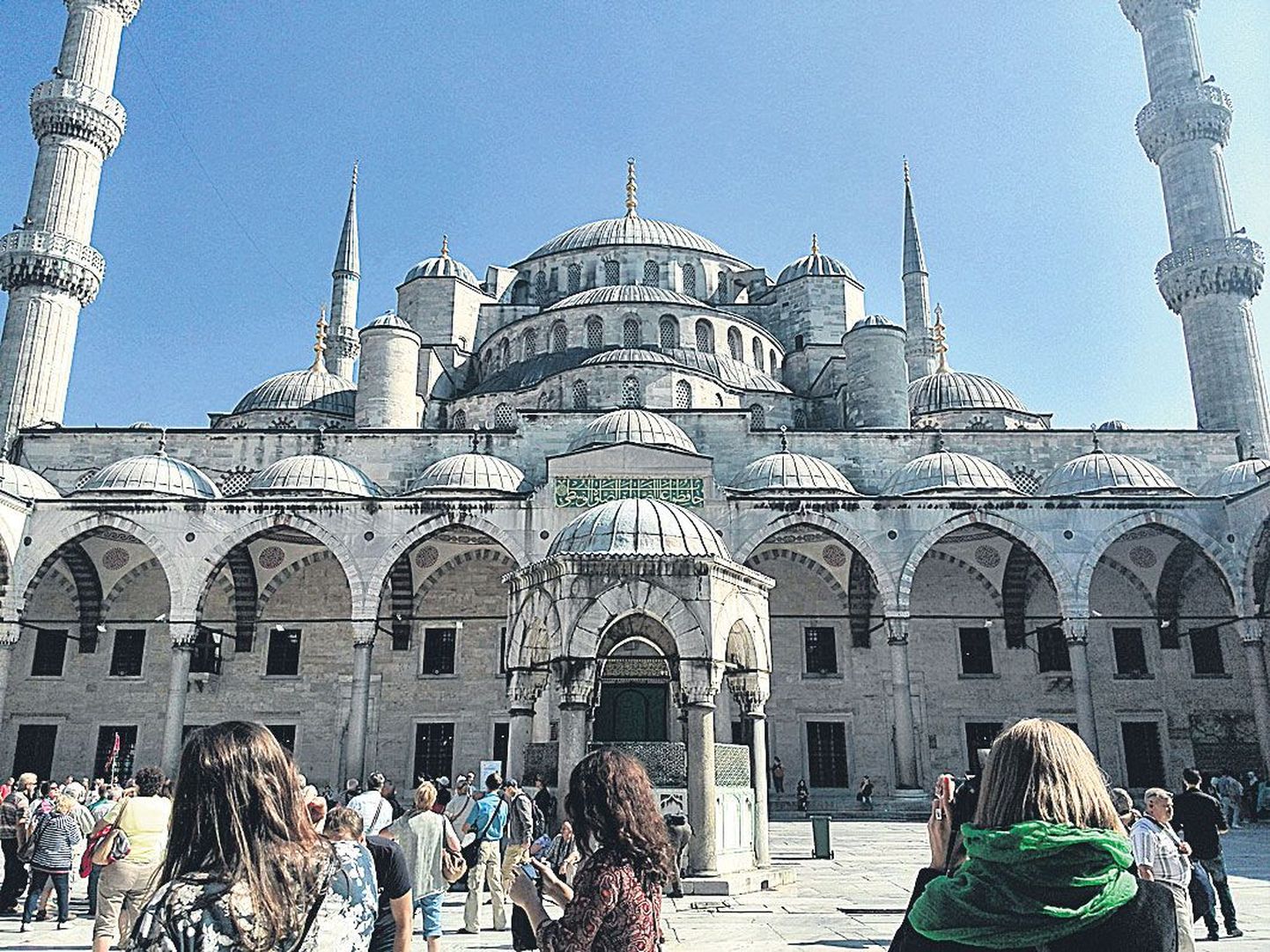 Голубая мечеть, или Мечеть Султанахмет, является одним из символов Стамбула.