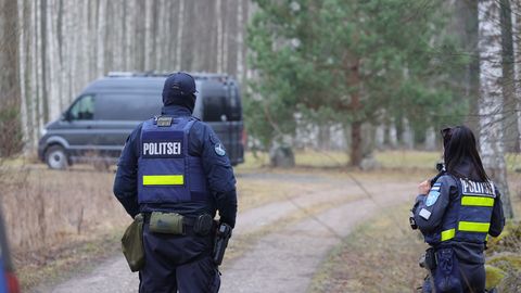 PILDID JA INFOKILLUD SÜNDMUSKOHALT ⟩ Pommigrupp saabus ründedrooni võimalikku kukkumispaika