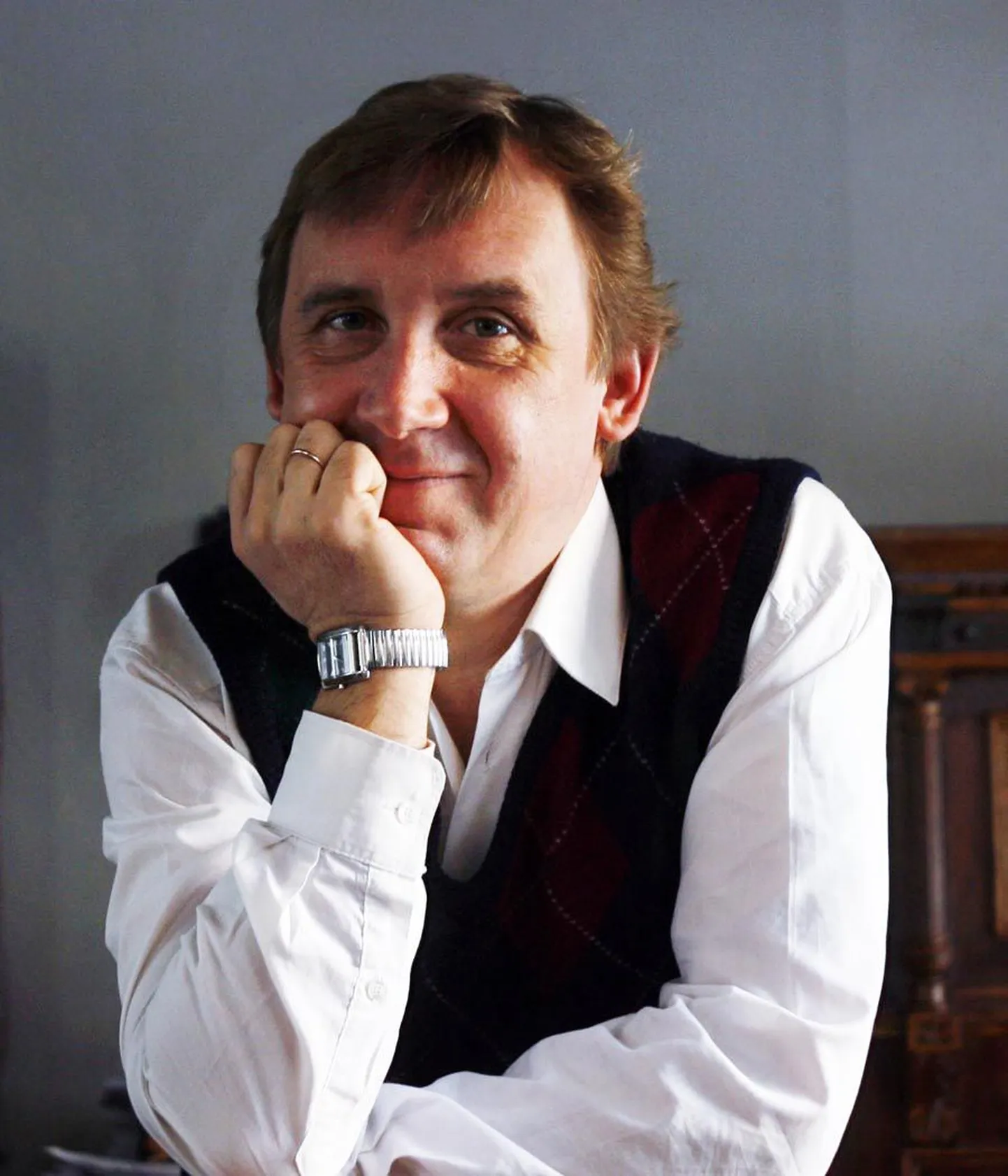 Elmo Nüganen.