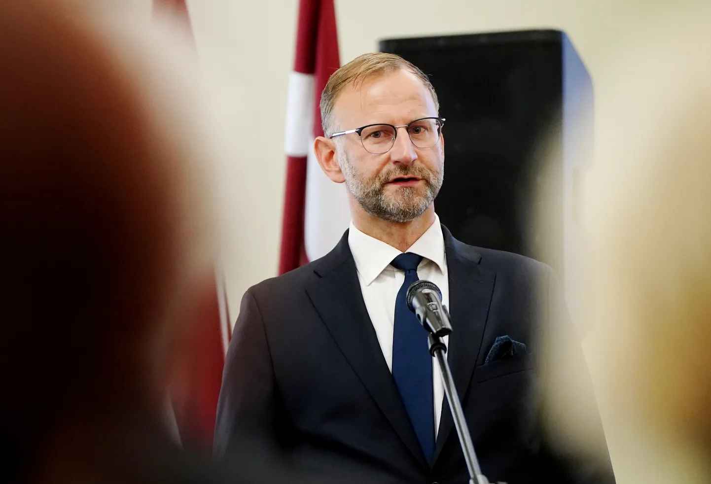 Aizsardzības ministrijas parlamentārais sekretārs, Saeimas deputāts Atis Švinka piedalās svinīgajā pasākumā par godu Krievijas Federācijas karaspēka izvešanas no Latvijas 30.gadadienai Latvijas Kara muzejā.
