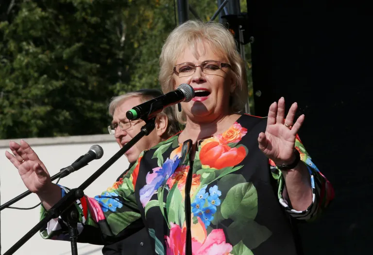 Anne Veski.