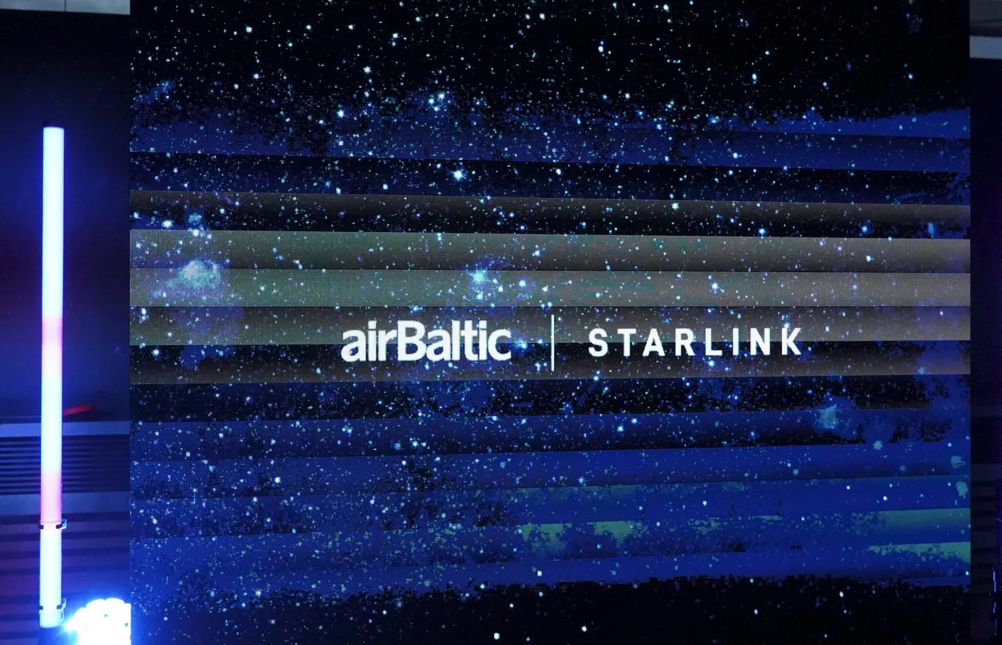 airBaltic начала внедрение интернета Starlink на своих самолетах