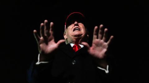 Republikāņu senatori draud atteikt Trampam tālāku atbalstu karam Irānā