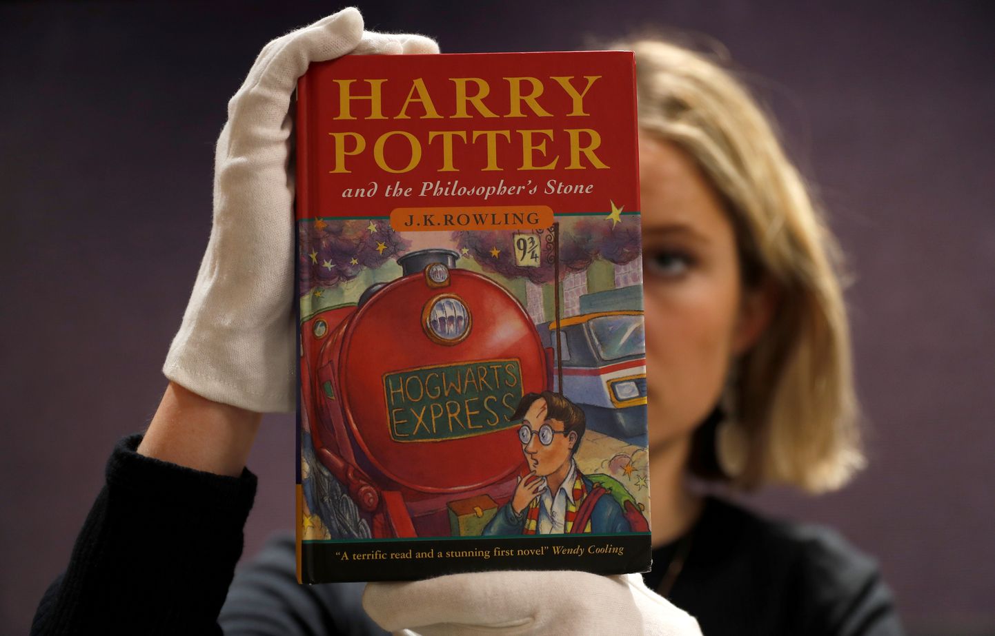 «Harry Potter ja tarkade kivi» üks esimesi koopiaid.