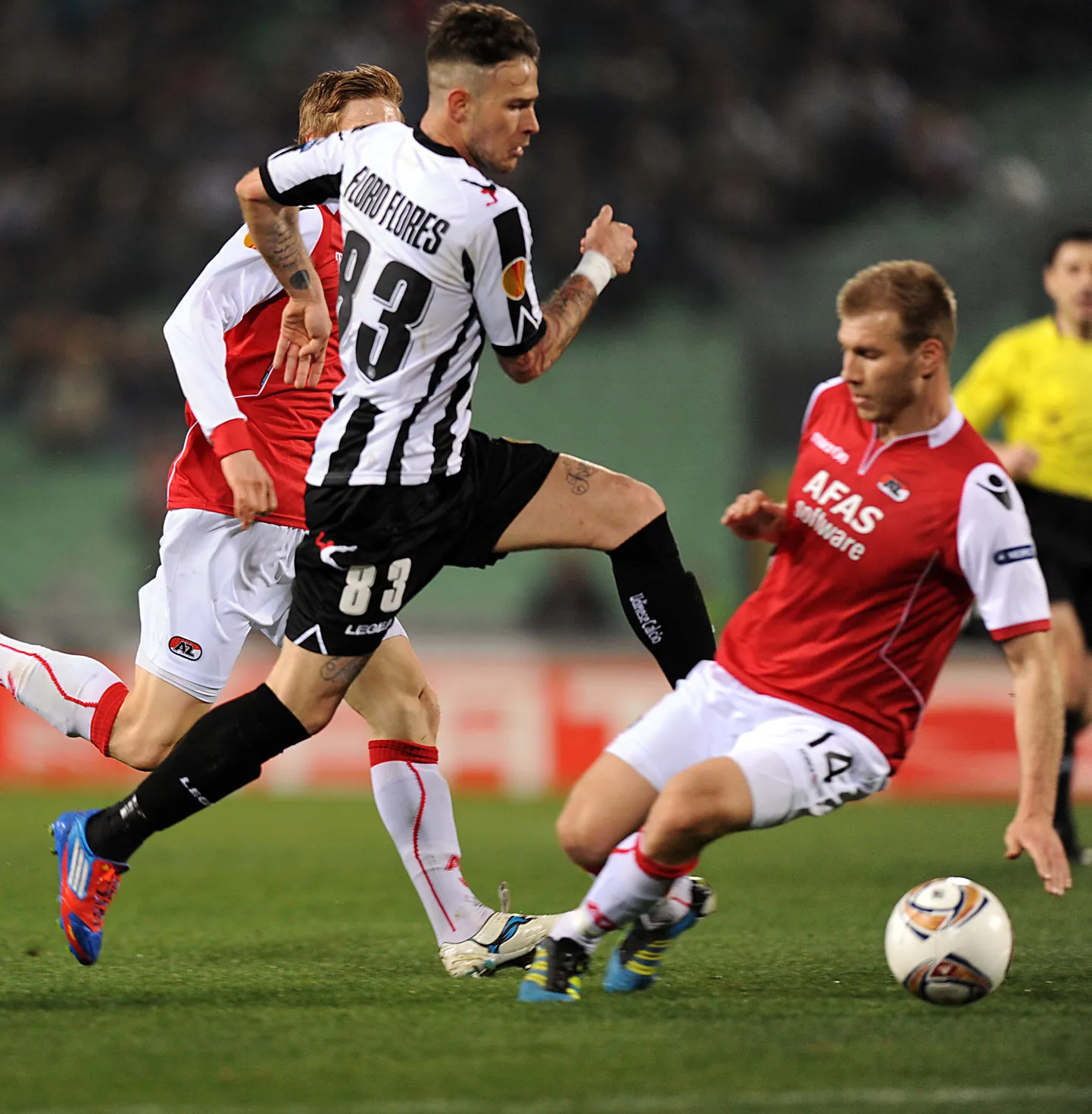 Ragnar Klavan (paremal) Euroopa Liiga kohtumises Udinese vastu.