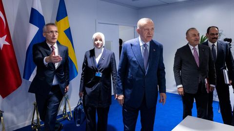 Erdoğan hoidis soomlast, rootslast ja Stoltenbergi kinni tunde