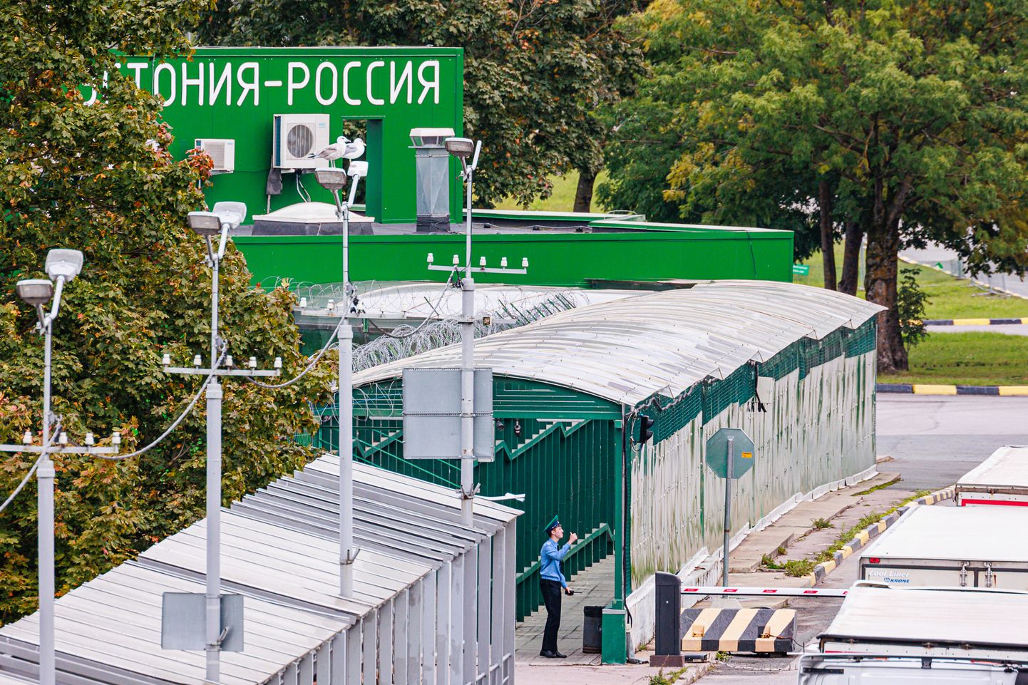 Проезд машин через Ивангородский погранпункт собираются закрыть года на два из-за ремонта.