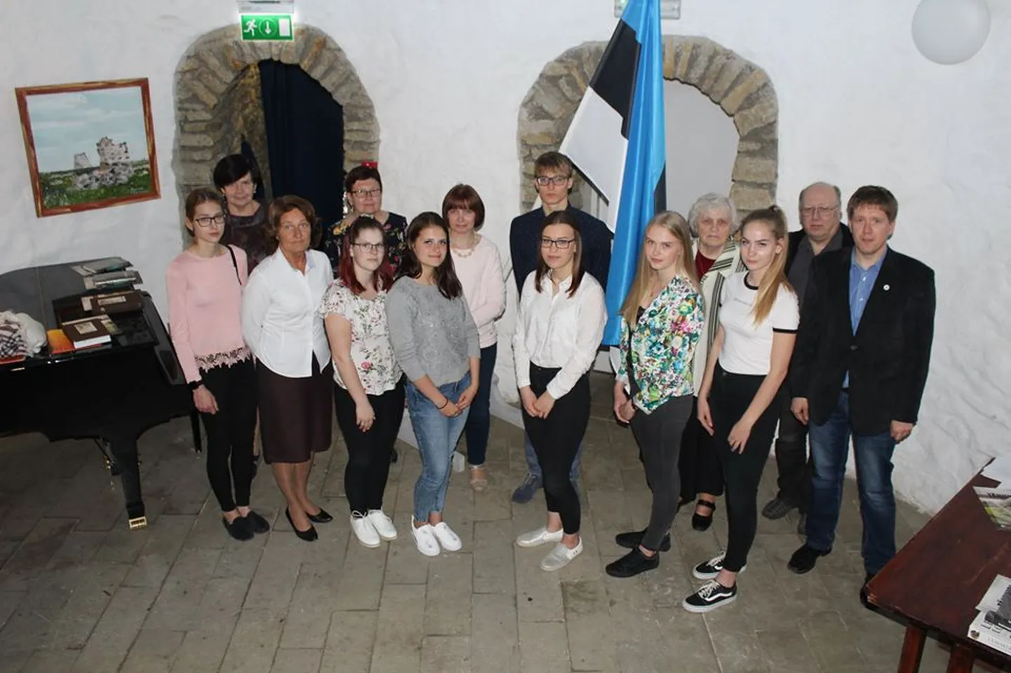 Järvamaa õpilaste kodu-uurimiskonverentsil osalejad 2019. aastal.