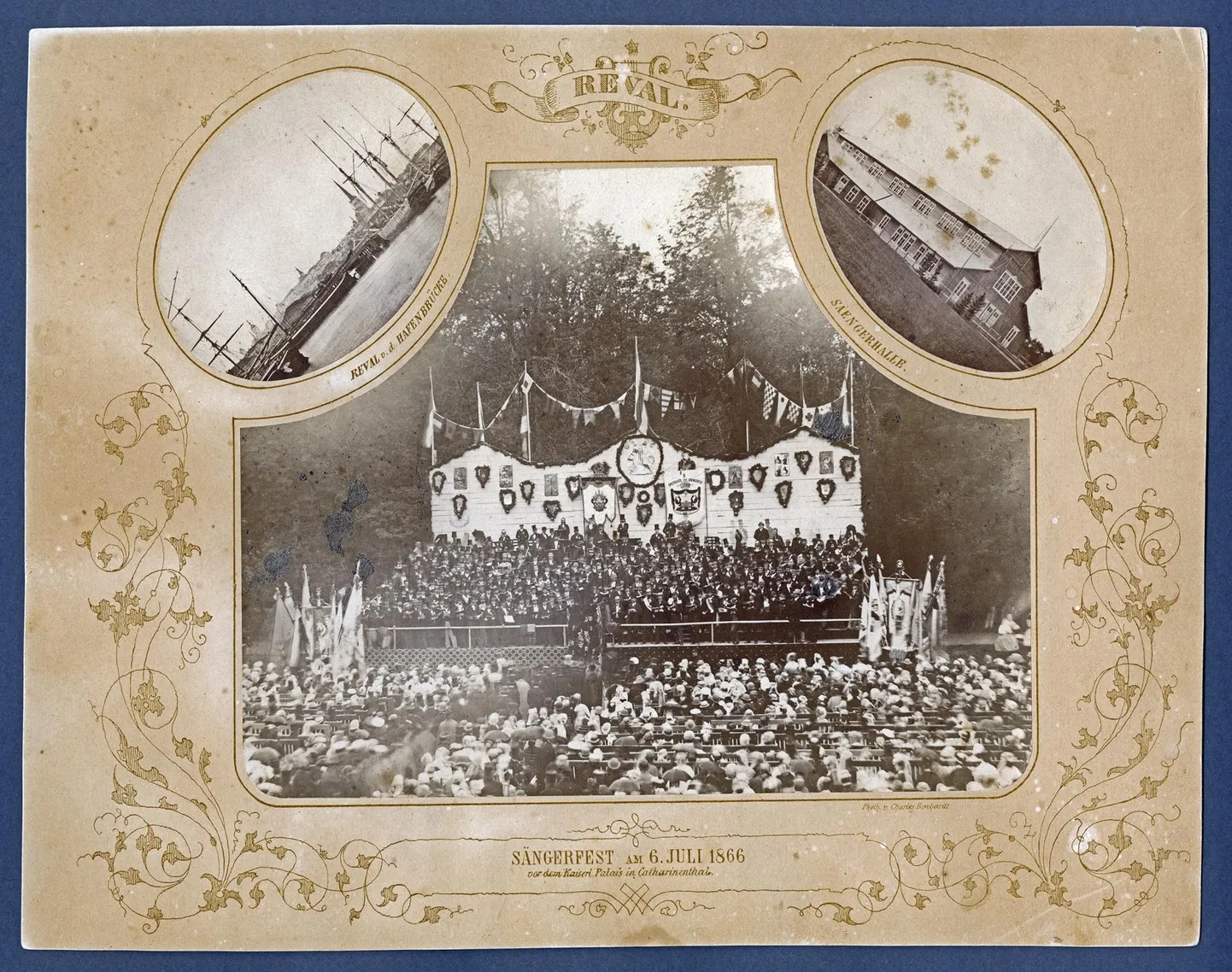 Eesti teatri- ja muusikamuuseumis on hoiul pilt 1866. aastal Tallinnas peetud baltisaksa laulupeost, kus osales ka Johann Voldemar Jannsen.