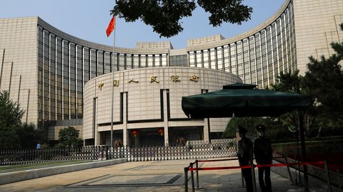 Hiina keskpanga endine kõrge ametnik saadeti 16 aastaks trellide taha