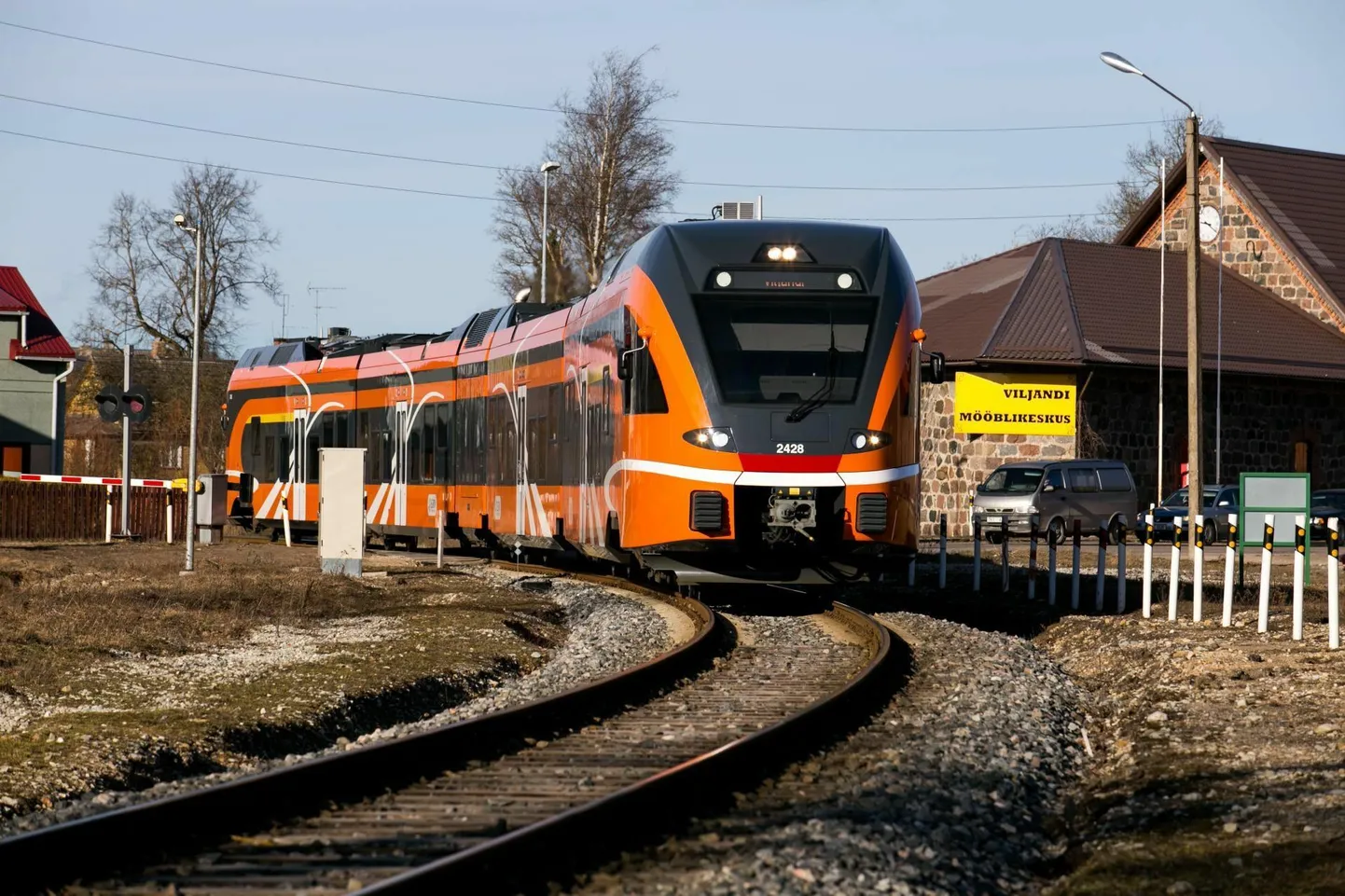 Kolm nädalat tuleb rongiga Viljandi ja Tallinna vahel liigeldes suurem osa ajast bussis istuda.
