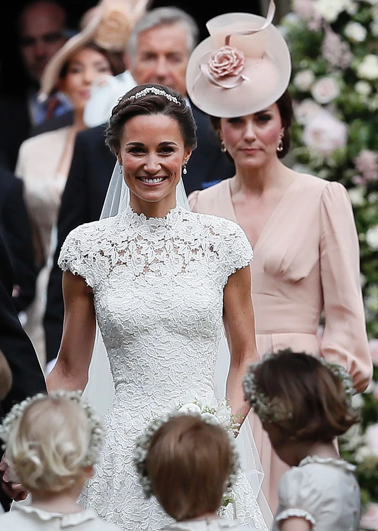 Cambridge hertsoginna Catherine ja ta õde Pippa Middleton (esiplaanil)