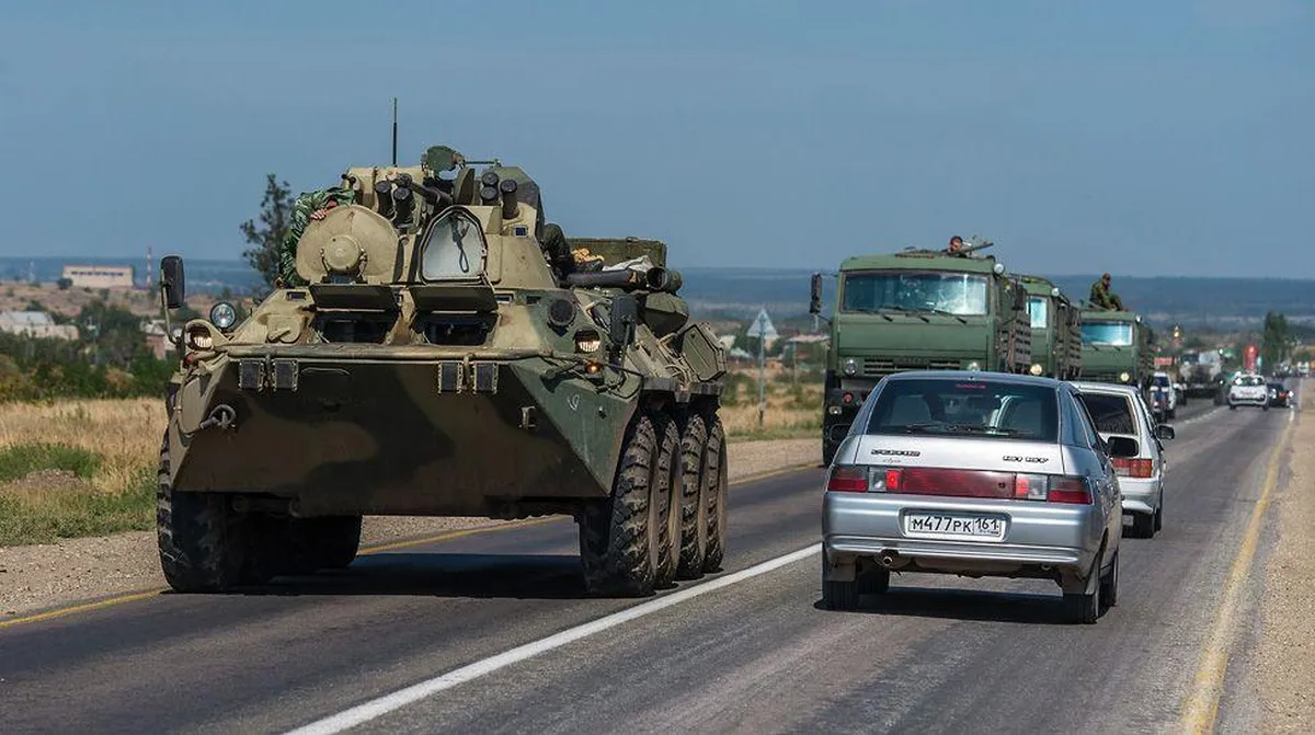 Российская военная колонна на границе с Украиной в Ростовской области.