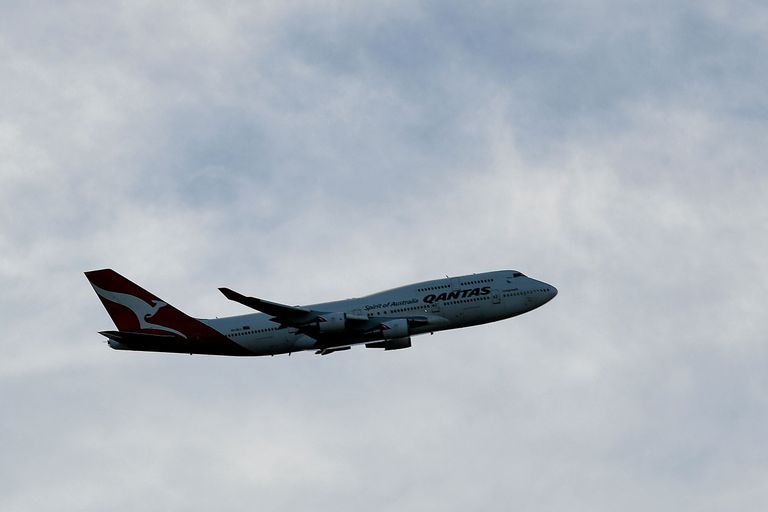 Austraalia lennufirma Qantas viimane Boeing 747, mis tõusis õhku Sydneyst, et lennata USAsse «pensionile».