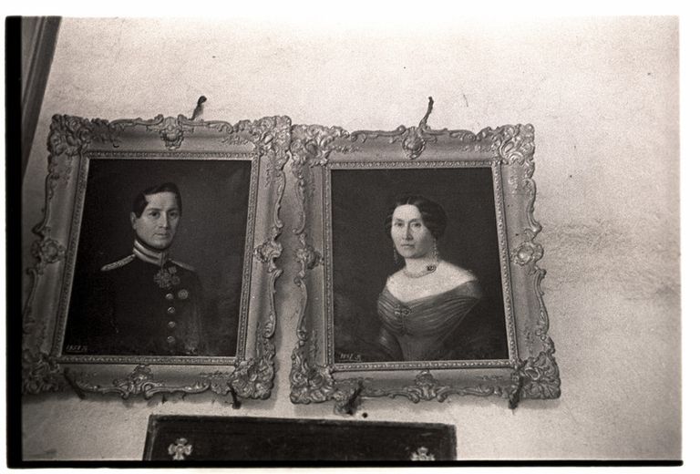 Портреты супругов Багриновских в часовне, которую местные жители прозвали «часовней мумий».