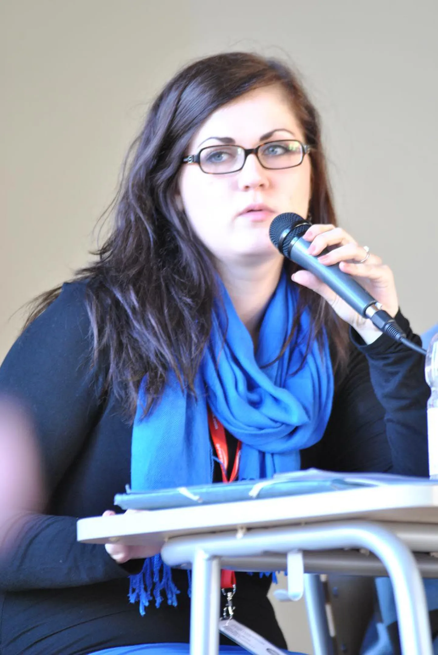 Britt Järvet sai Eesti õpilasesinduste liidu tegemistest esmakordselt aimu 2010. aastal Paides toimunud infopäeval. Praegu, kolm aastat hiljem, on ta liidu esimees.