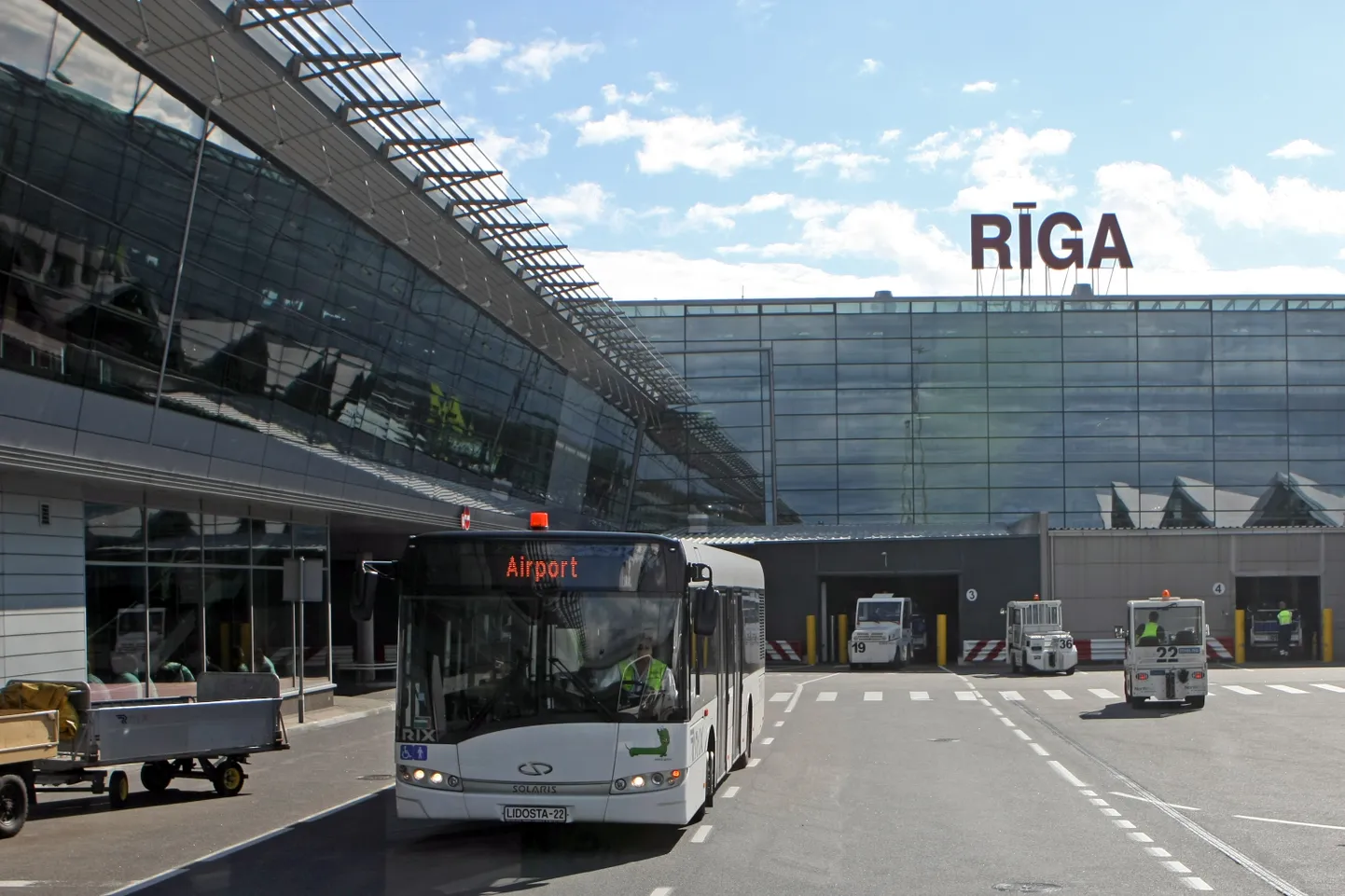 Аэропорт "Рига"
