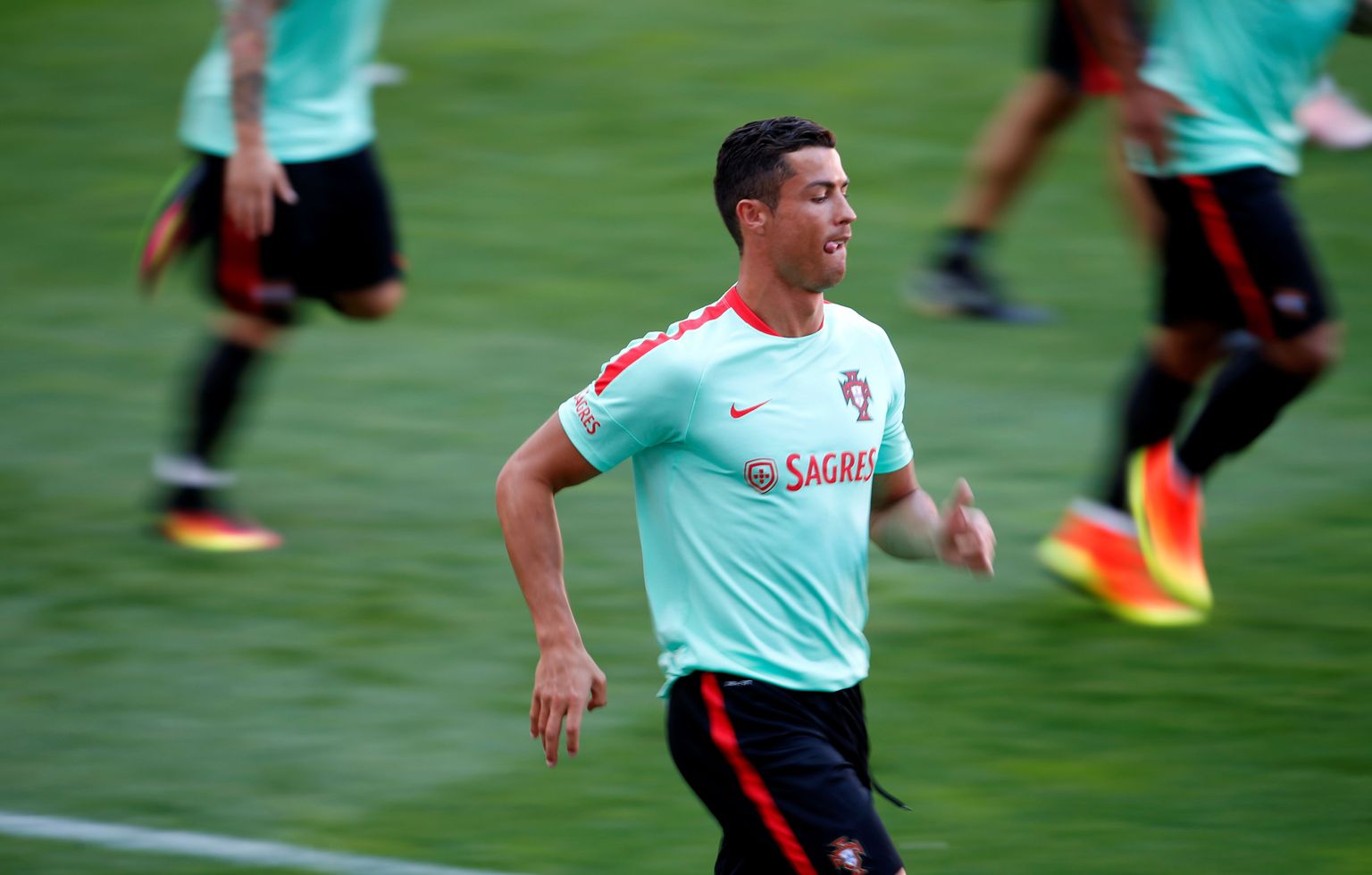 Cristiano Ronaldo õlul on kogu Portugali lootused, väravaid oodatakse temalt ka Eesti vastu.