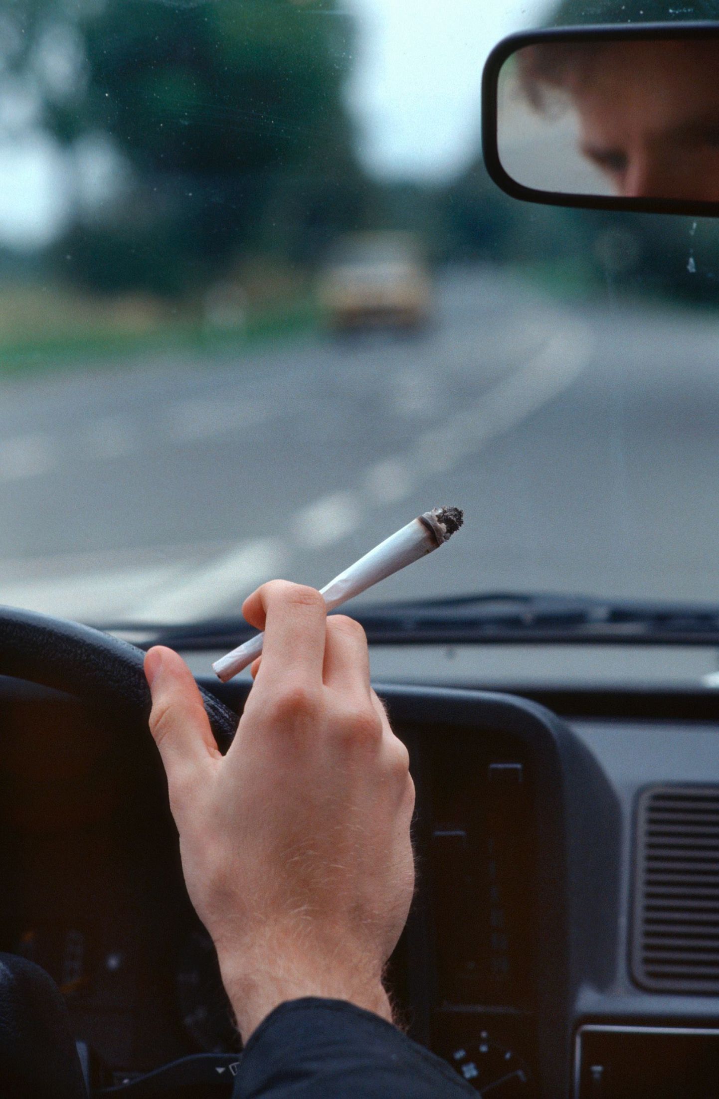 Suitsetav autojuht