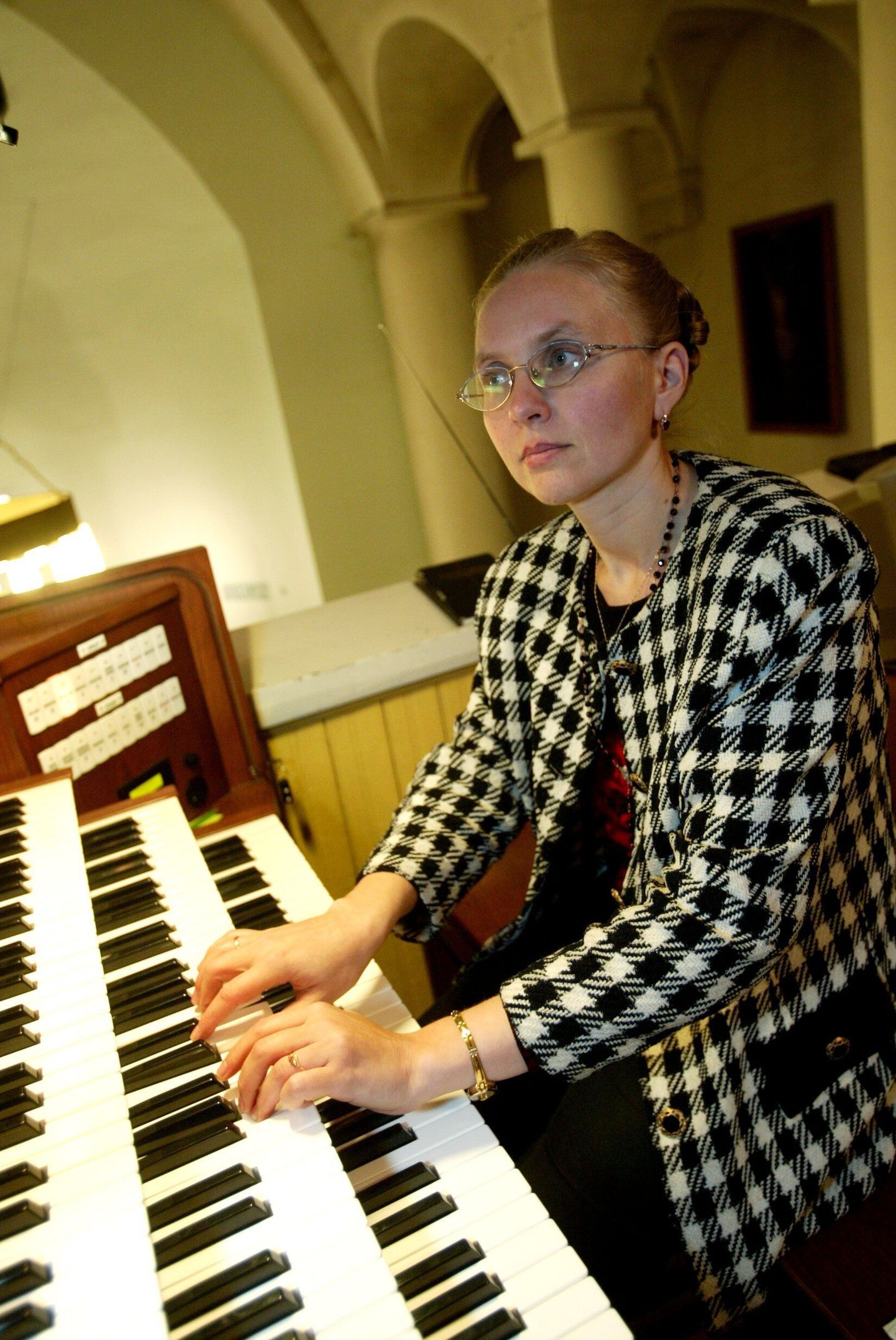Organist Tuuliki Jürjo on muu muusikalise tegevuse kõrval ka helilooja.