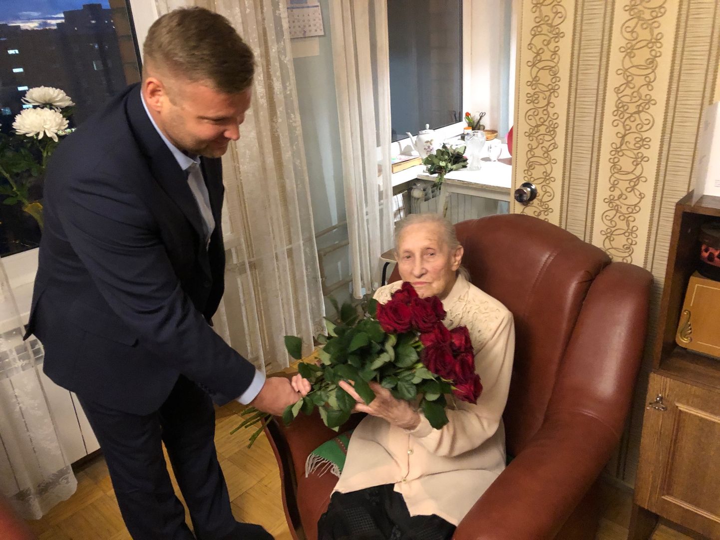 Täna tähistab elupõline kirurg ja kauaaegne mustamäelane Evgenia Kotlova 100. sünnipäeva.