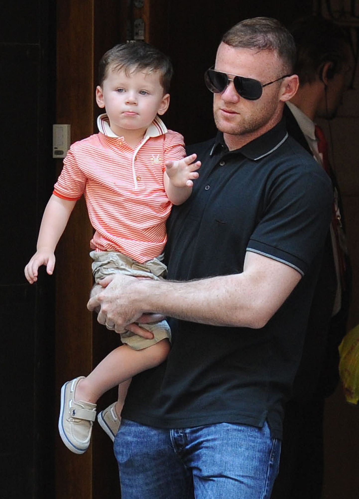 Wayne Rooney poja Kaiga.