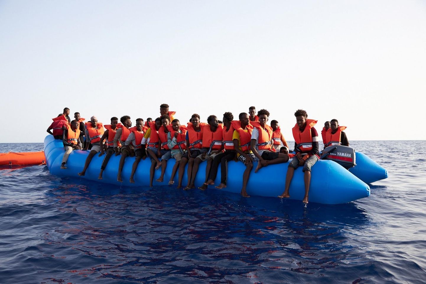 Migrandid Liibüa ranniku lähistel.
