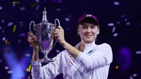 Rekordiline palgapäev: WTA finaalturniiri võitja pistis taskusse kõigi aegade suurima auhinnaraha