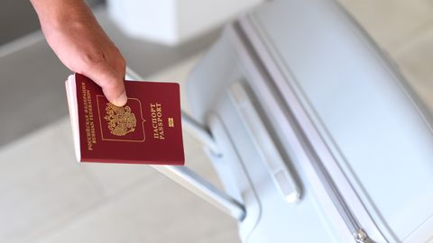 Польша перестанет пускать в страну россиян с пятилетними небиометрическими загранпаспортами – вслед за Францией и странами Балтии