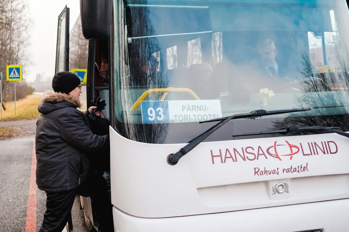 Valter Parve arvates ei tohiks tasuta bussisõit olla valitsusele eesmärgiks omaette.