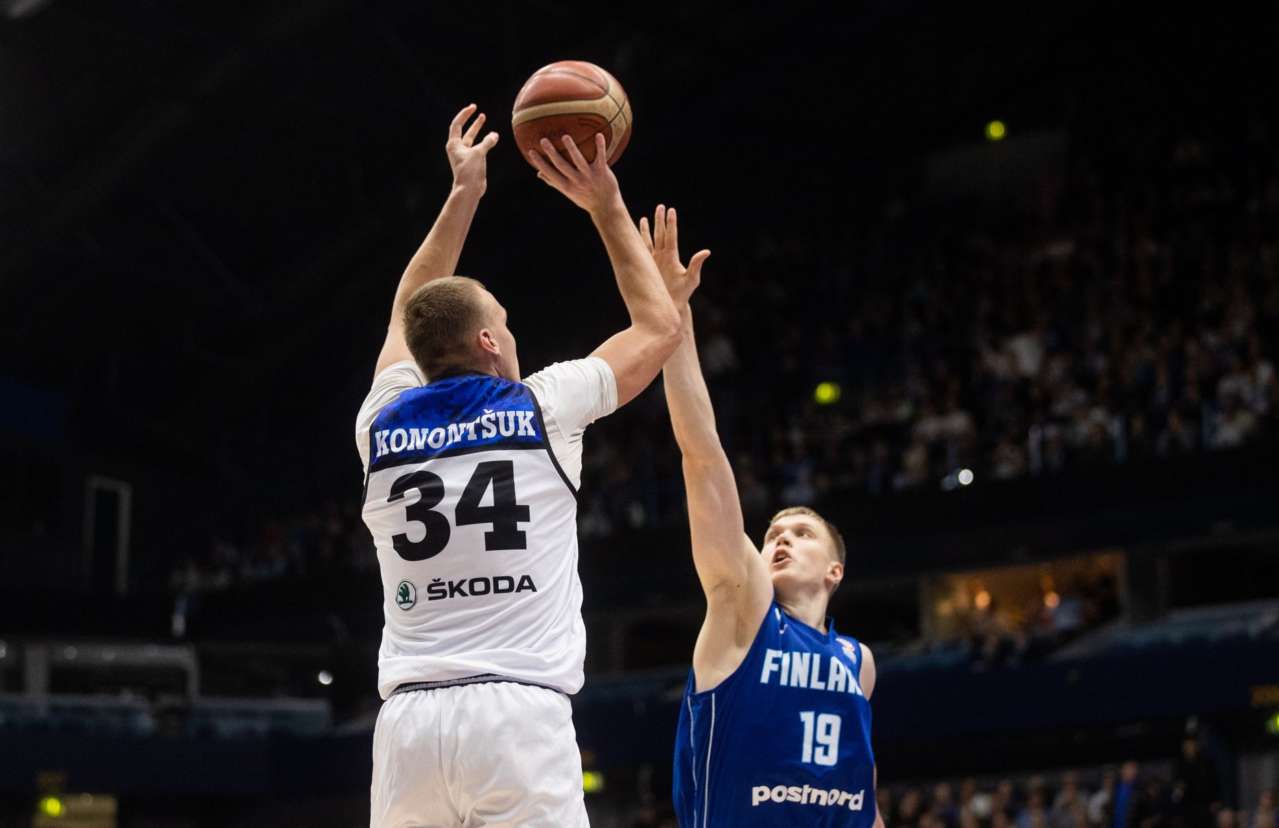 Artur Konontšuk Eesti koondise särgis.