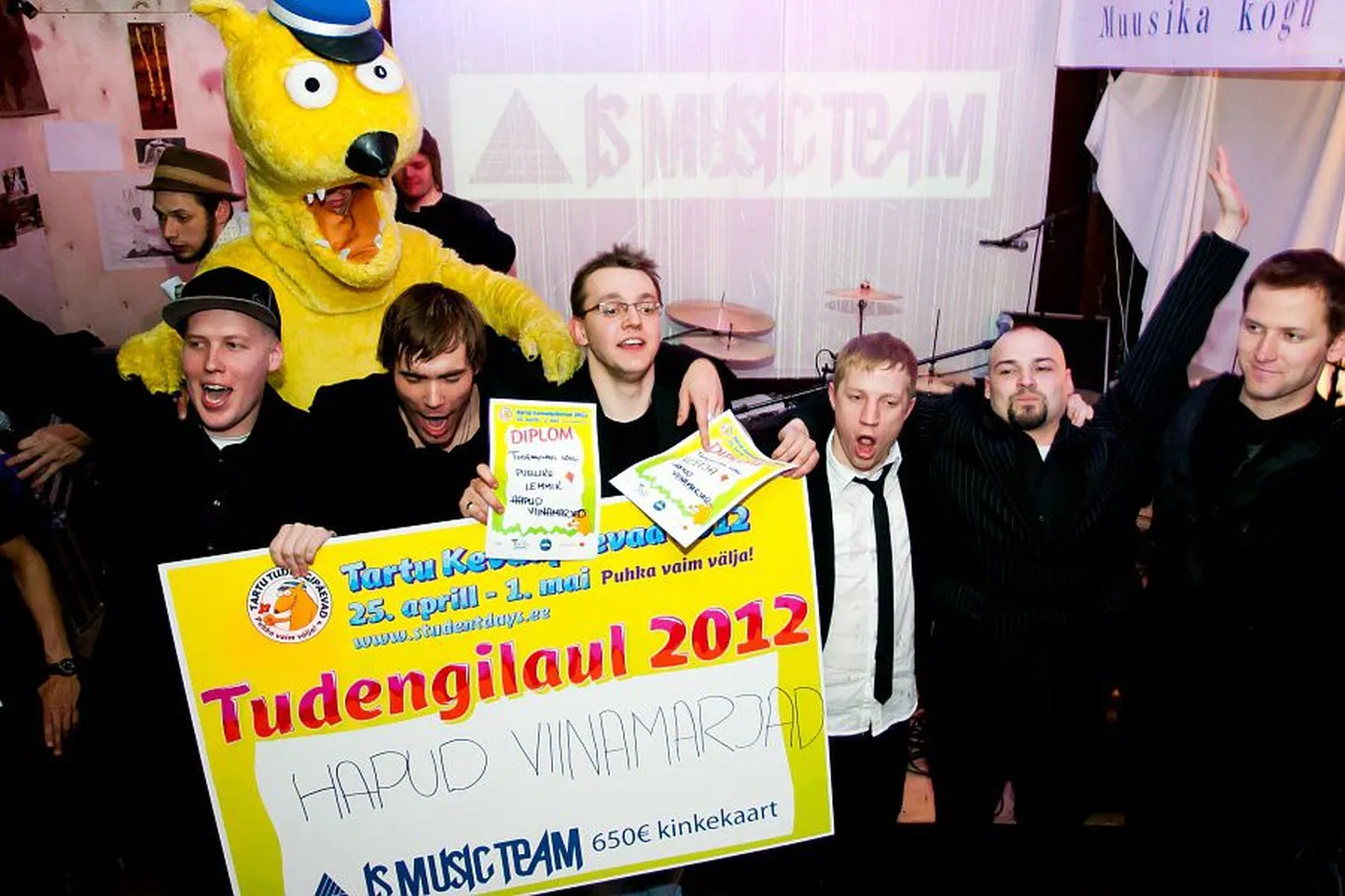 Tänavuse Tudengilaulu panid kinni Hapud Viinamarjad.