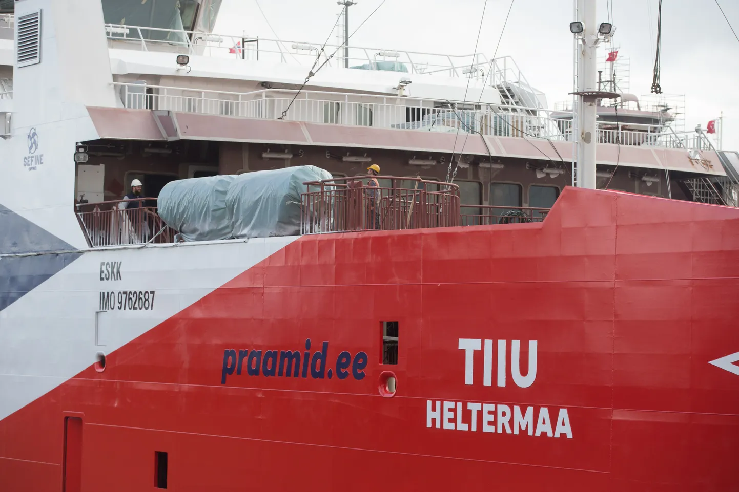Madal veetase segab Hiiumaa liini parvlaevadel sõitmist.