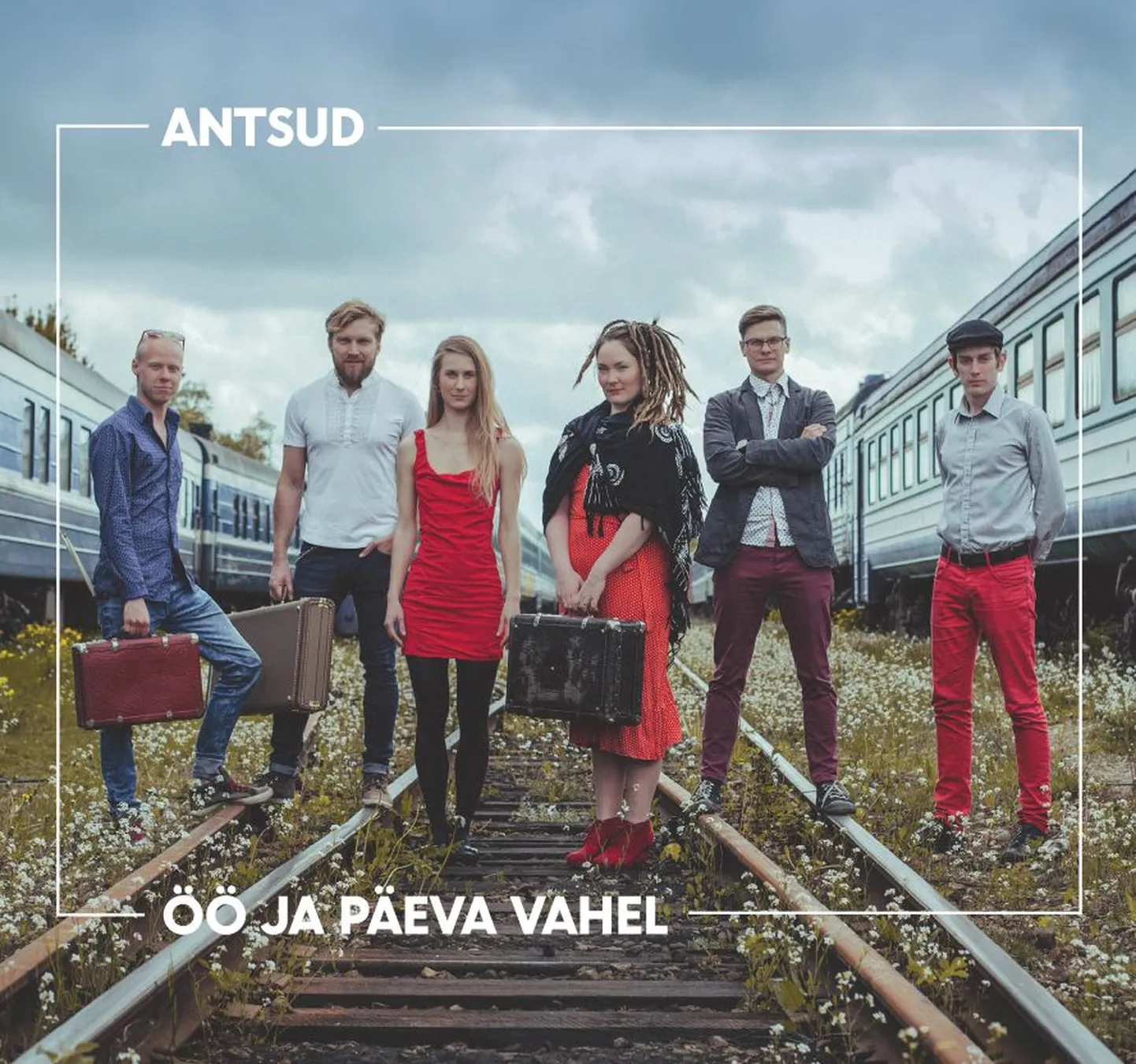 Antsud avaldavad oma esimese singli albumilt "Öö ja päeva vahel"