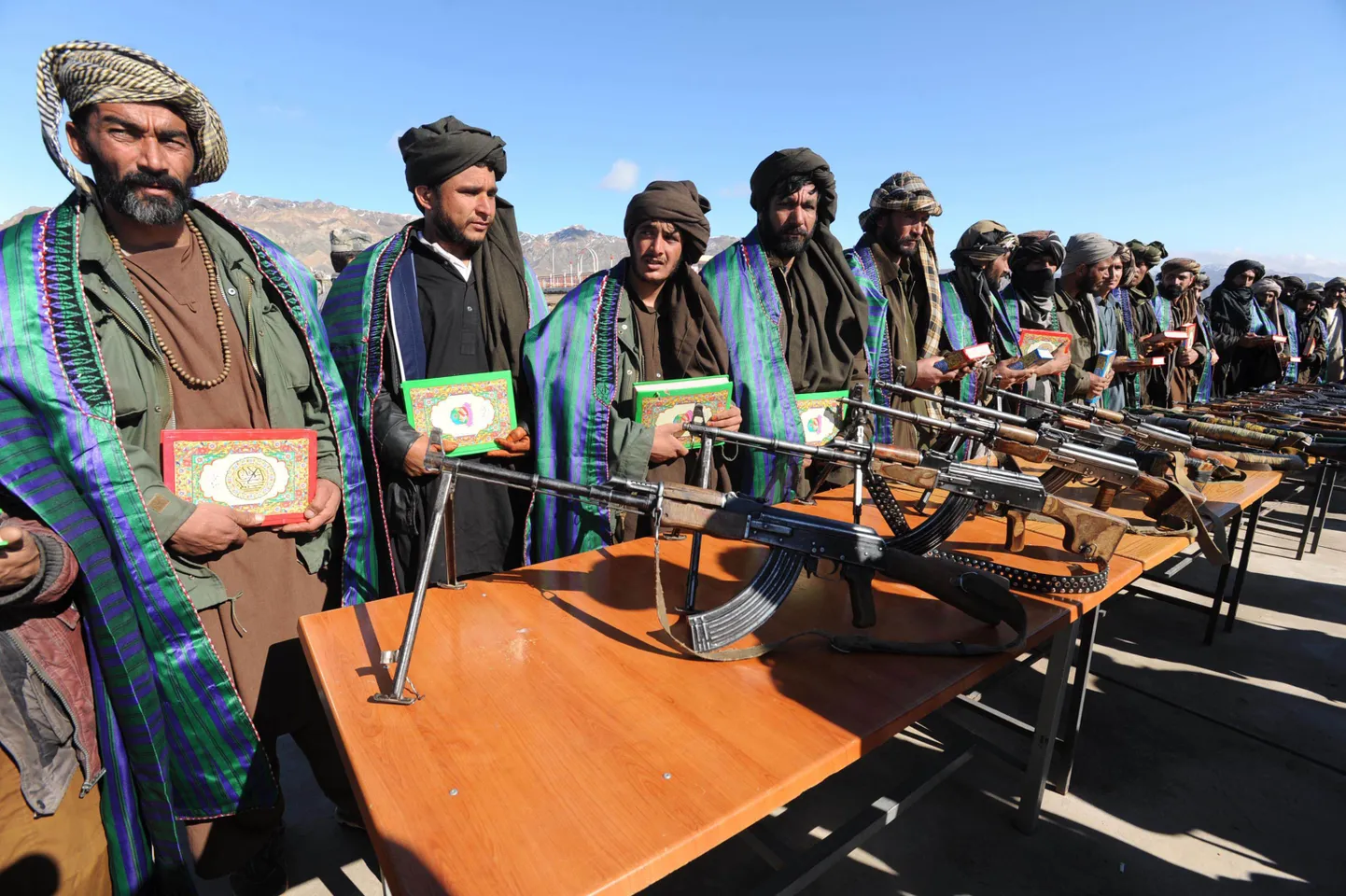 Talibani võitlejad koraaniga