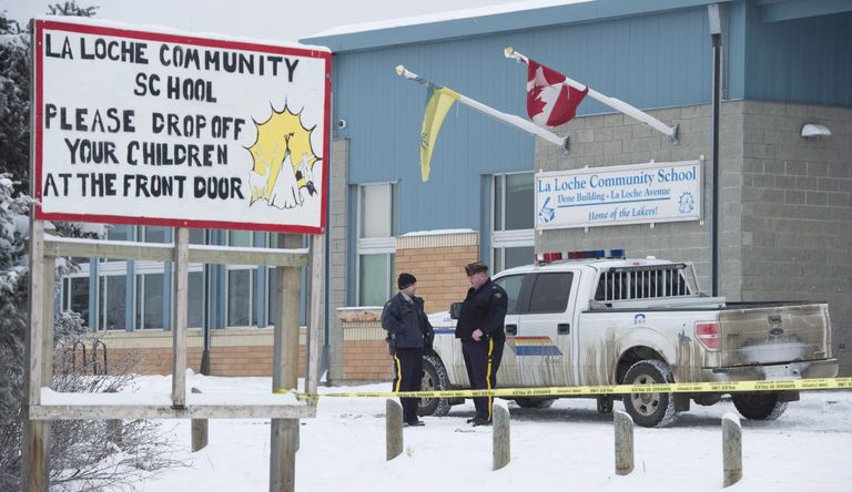 Kanada Saskatchewani La Loche'i kool, kus kaotas elu õpetaja ja abiõpetaja