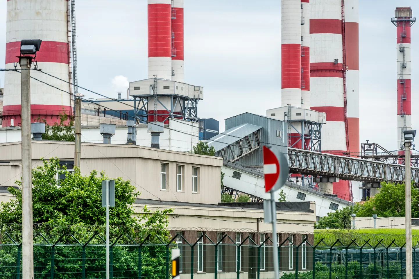 Praeguse otsuse järgi on Eesti Energial endiselt kohustus tagada 1000 megavatti juhitavat võimsust 2023. aasta lõpuni.