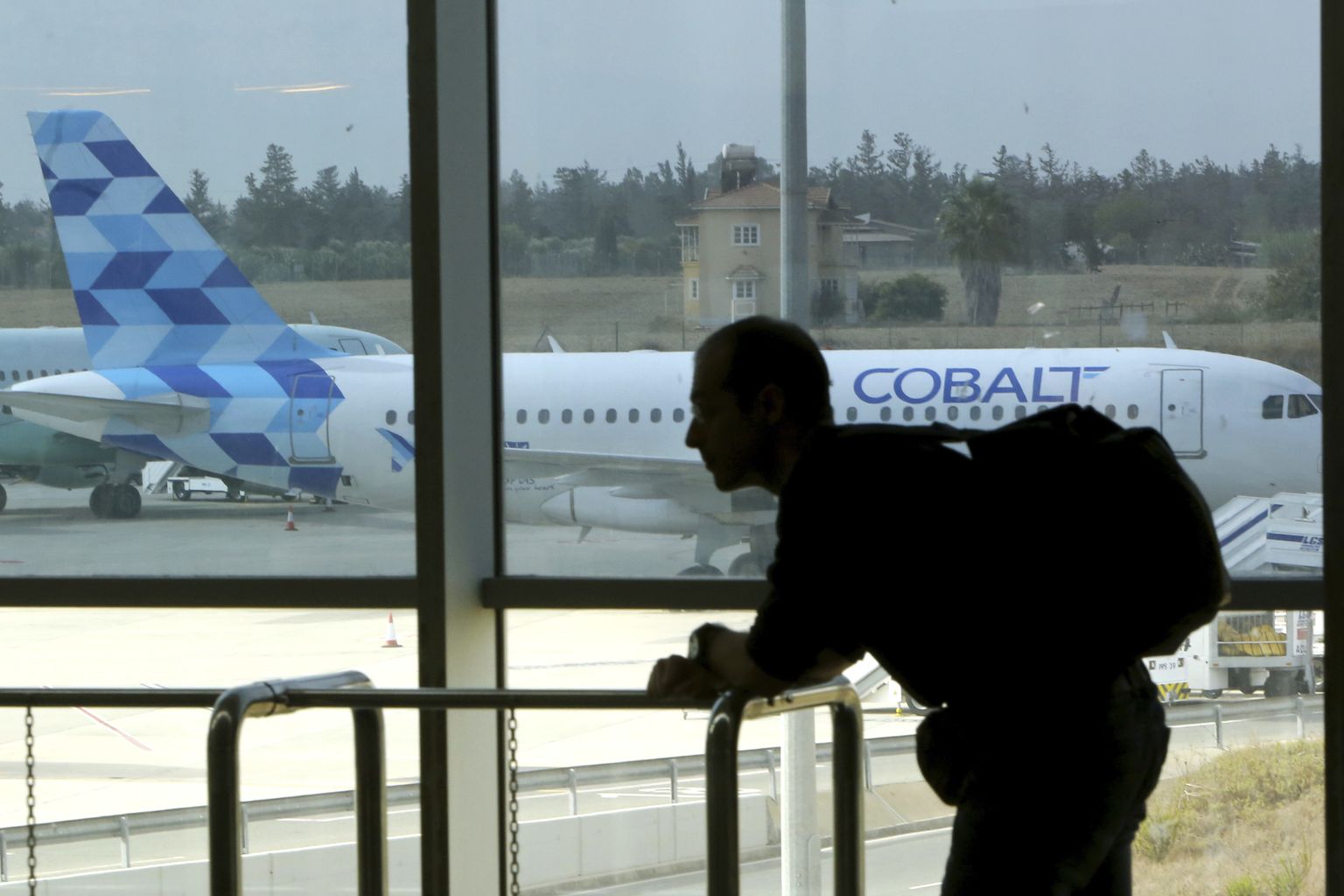 Cobalt Airi lennuk Larnaca lennujaamas