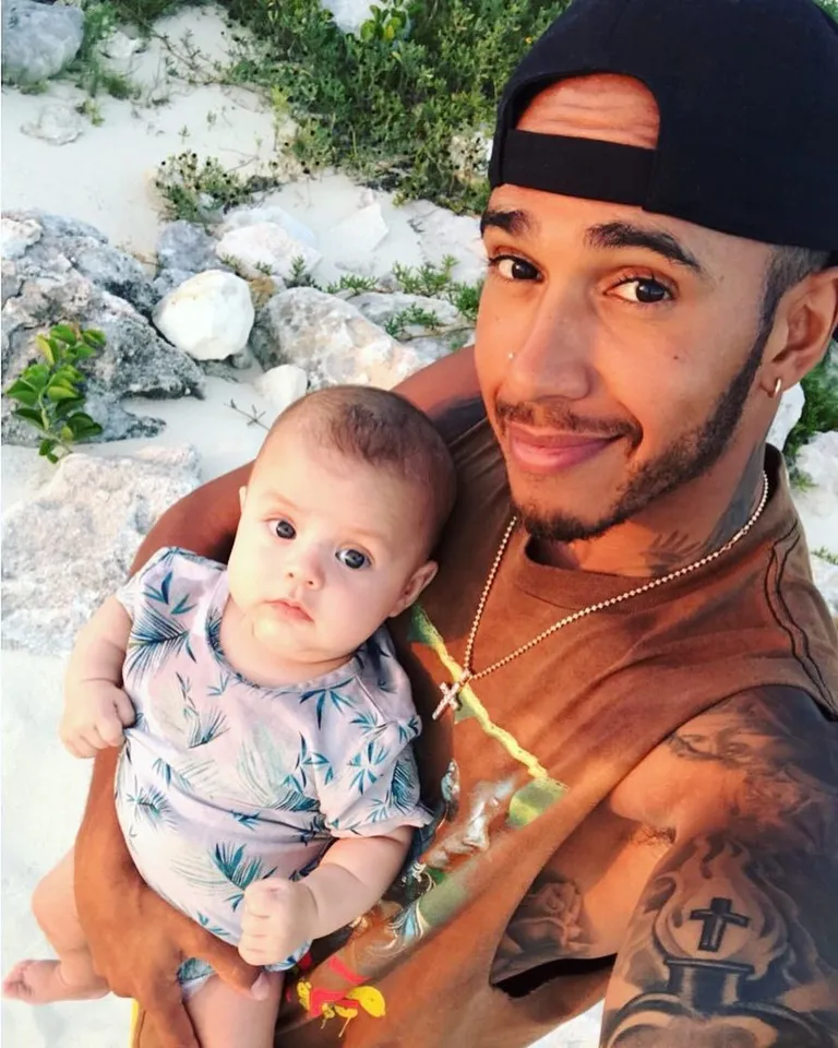 Lewis Hamilton beebiga