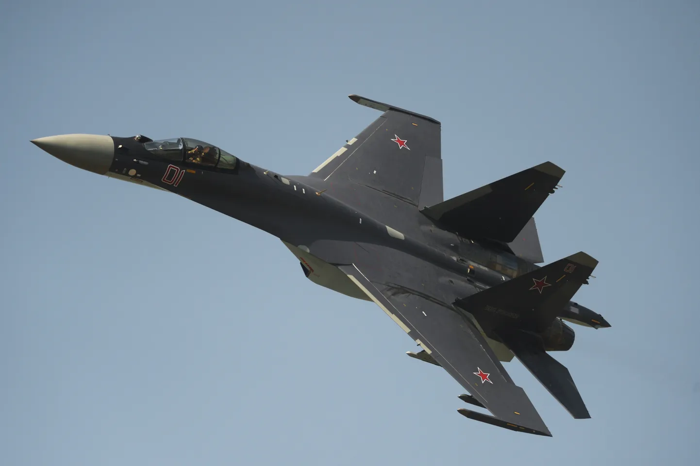 Su-35.