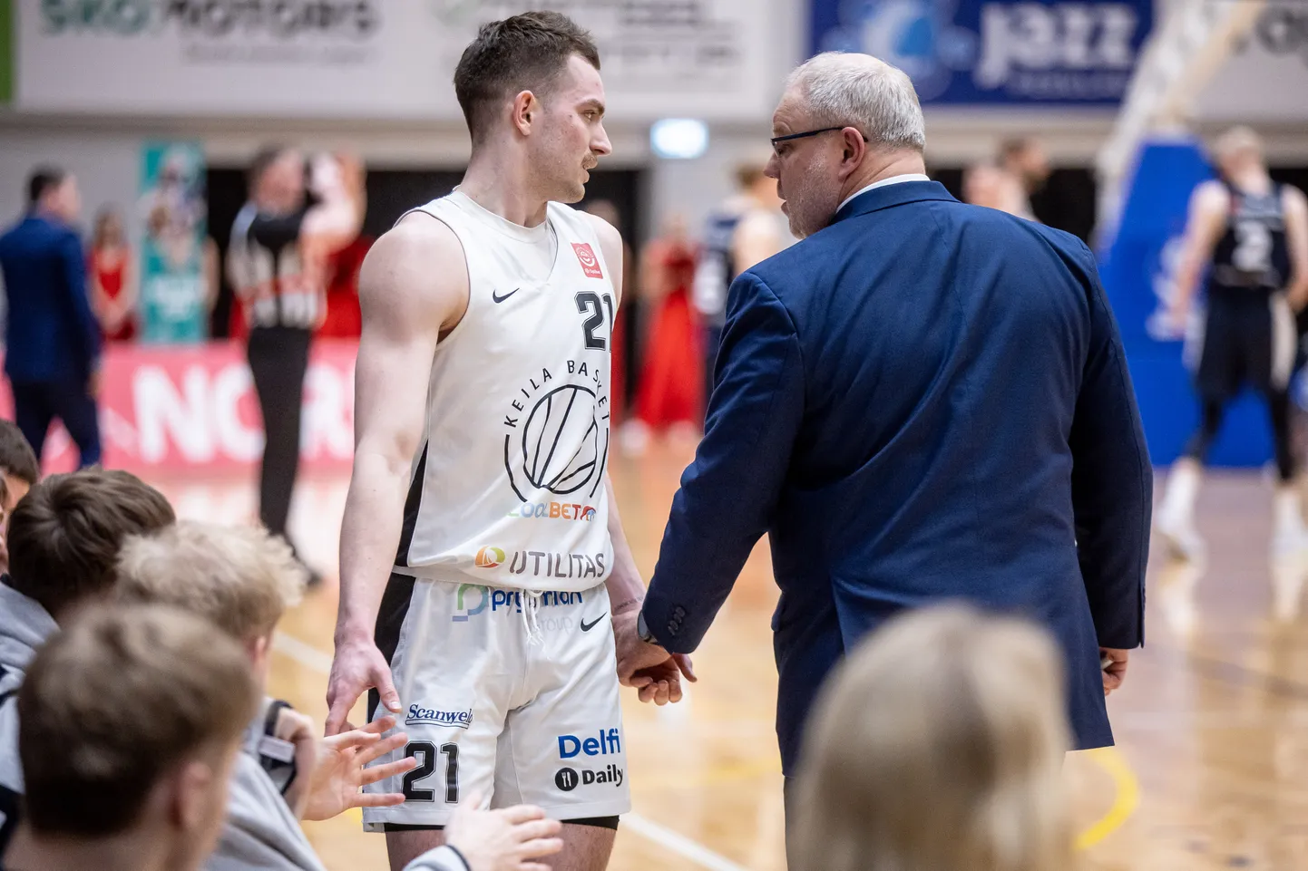 Keila Coolbeti mängija Christopher Lenk (vasakul) ja peatreener Peep Pahv.