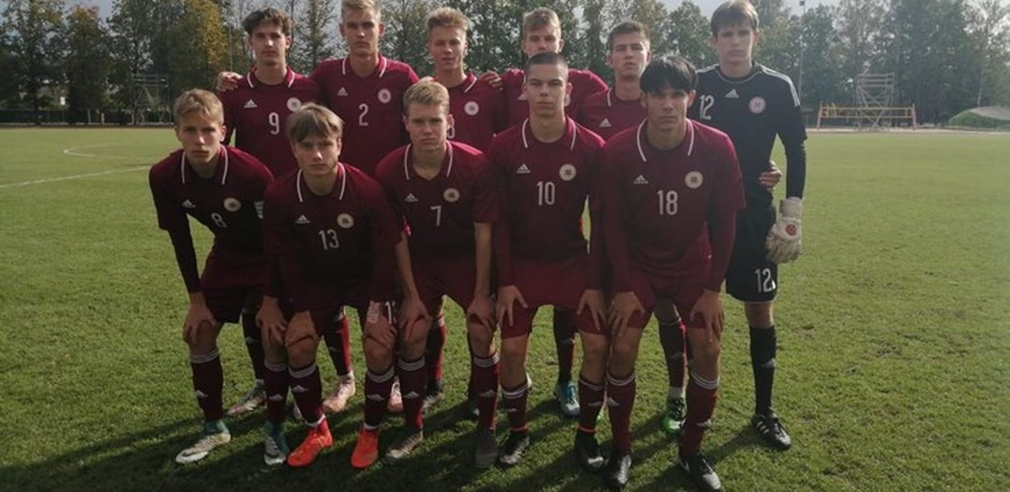 Latvijas U-17 futbola izlase.