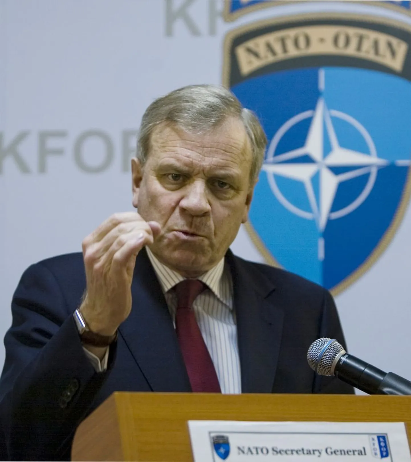 NATO peasekretär Jaap de Hoop Scheffer..