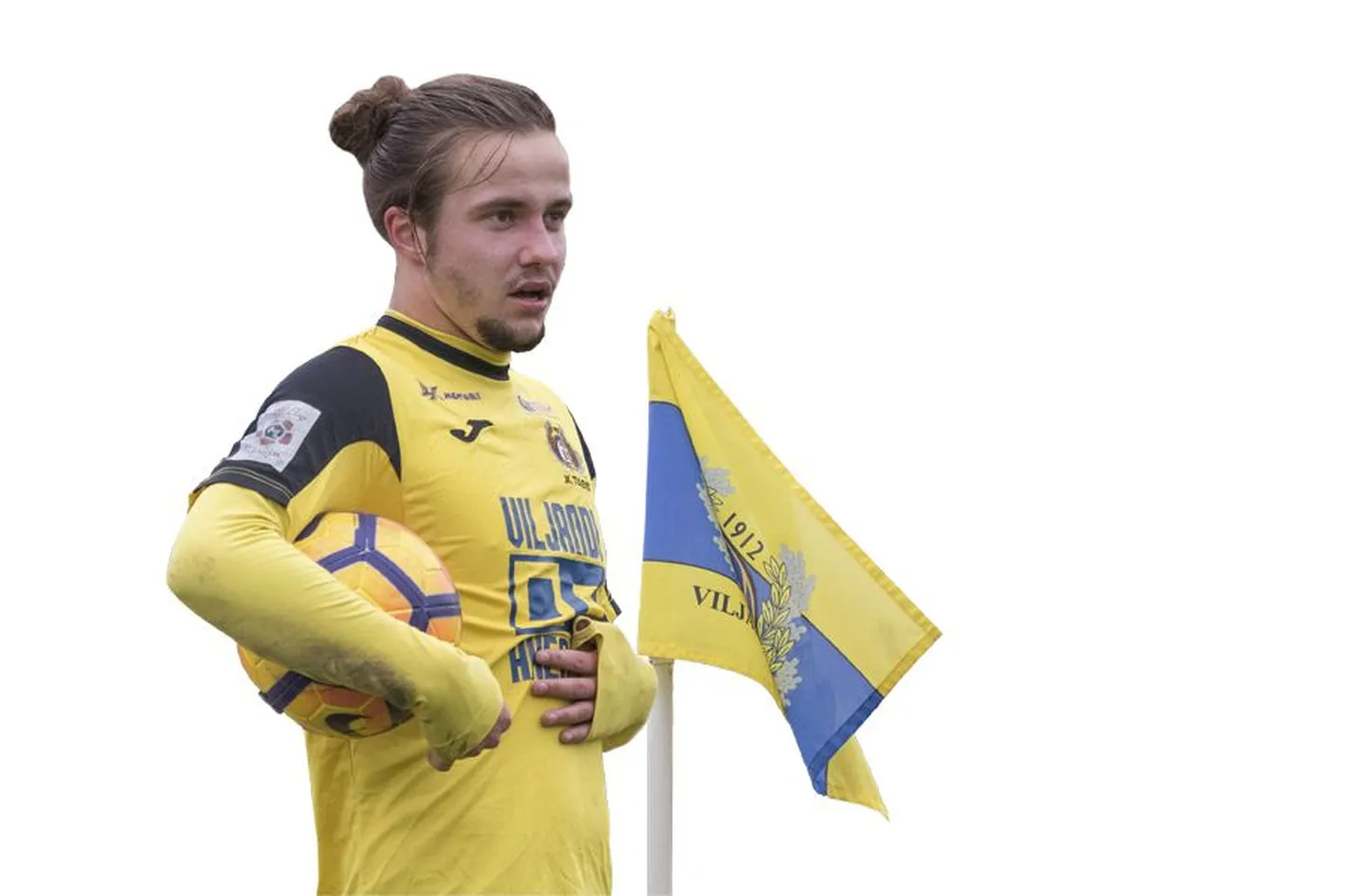 FC Flora rivistusest suvel Viljan­di Tulevikku laenatud Herol Riiberg on meie esindusmeeskonna mängu lisanud loovust ja indu. Noormees naudib Viljandis mängimist ning on suvise otsusega Tallinnast siia kolida väga rahul.
