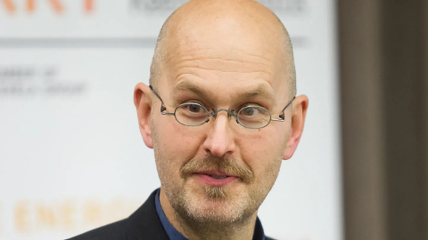 Kalle Kirsimäe seisukohast ei ole Kukruse mäe läbisorteerimine ja uue künka rajamine kõige mõistlikum lahendus.