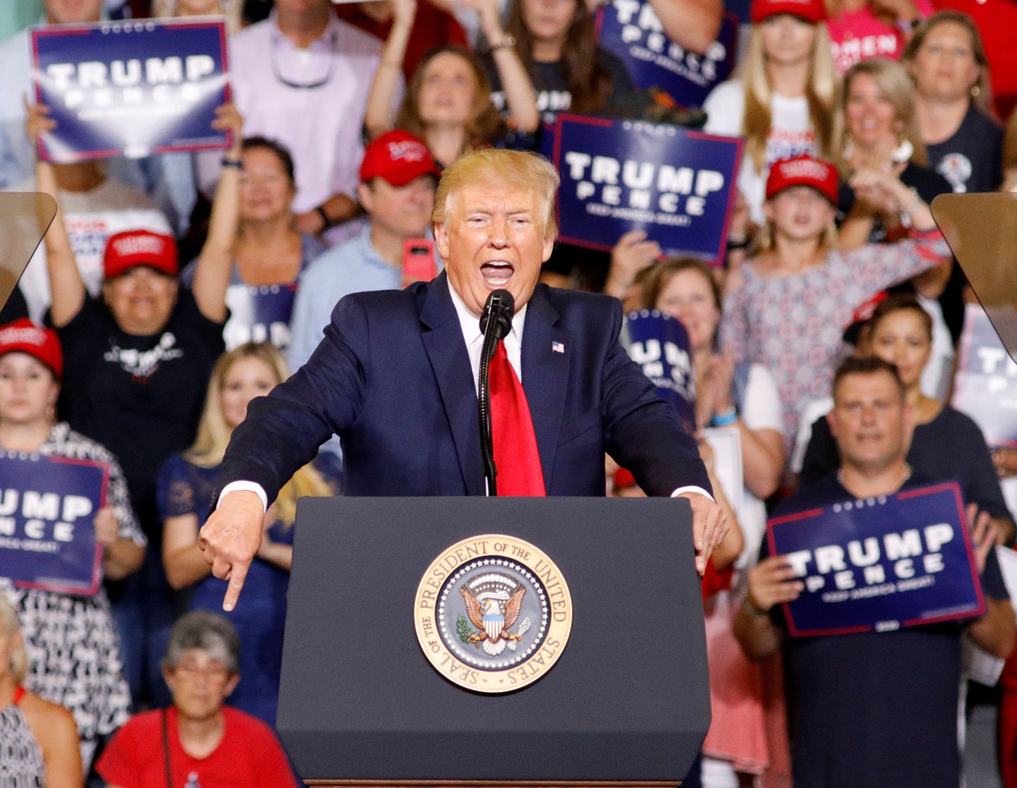 Ameerika Ühendriikide president Donald Trump korraldab kampaaniaüritusi, valmistudes 2020. aasta presidendivalimisteks.