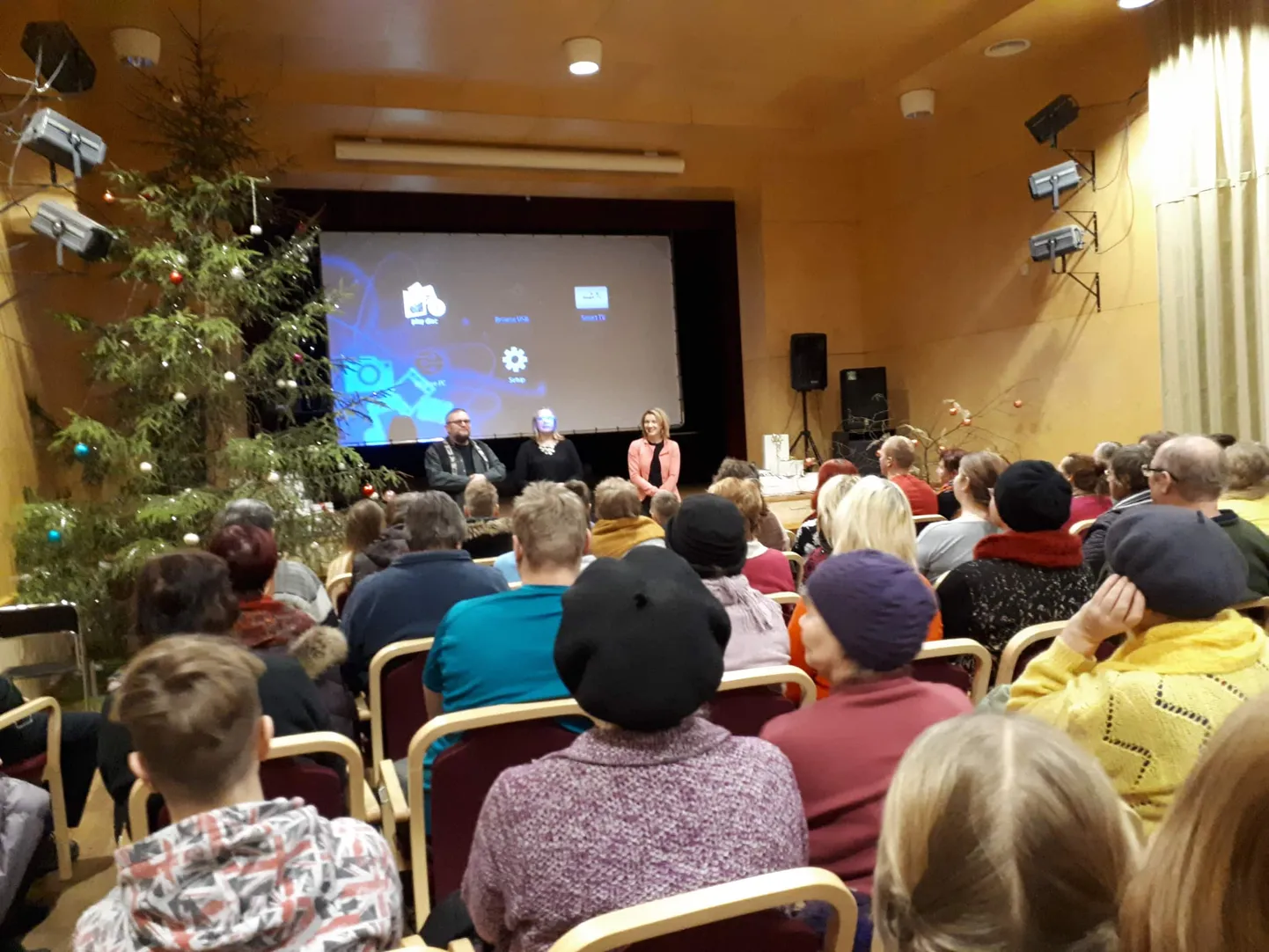 Filmi "Johannes Pääsukese tõeline elu" Setomaa esilinastus Värskas 12.jaanuaril 2019